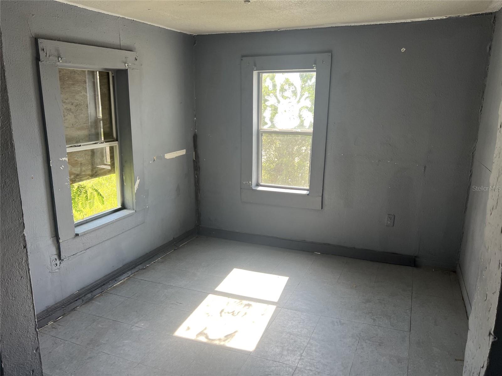 SAMPLE BROS SUB - Residential Lease