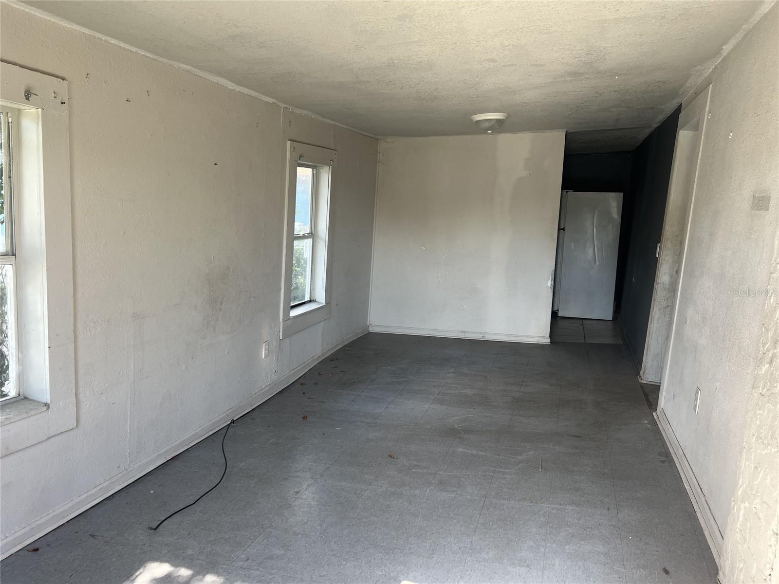 SAMPLE BROS SUB - Residential Lease