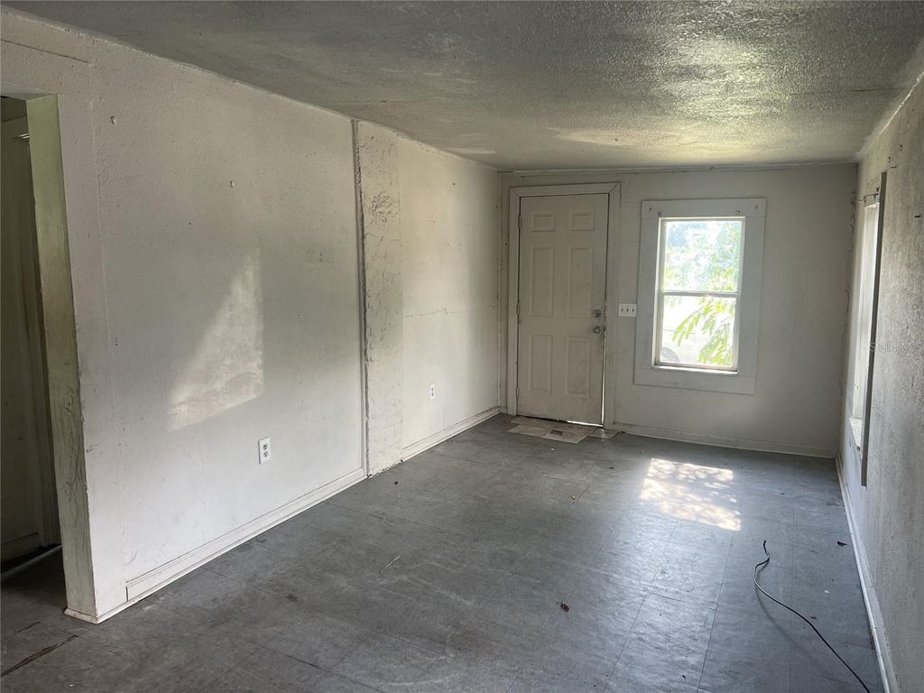 Photo of 507 N 6th Street, Haines City, FL 33844 (MLS # O6369080)