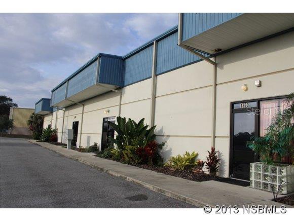 Airport Indust Park 02 - Commercial Lease