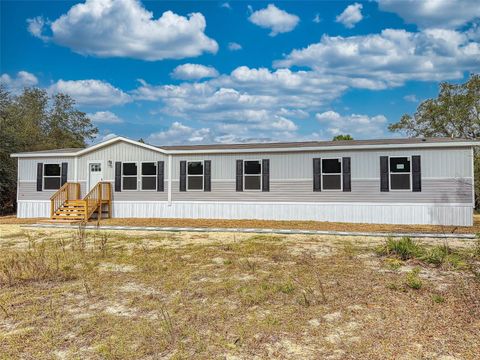 Photo of 7700 White Sands Avenue, Keystone Heights, FL 32656 (MLS # A4666648)