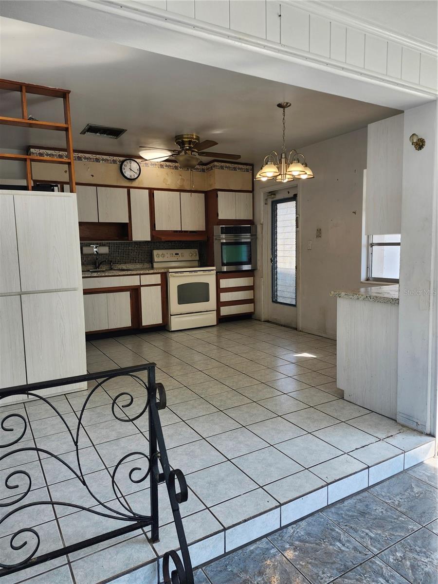 SIRMONS ESTATES - Residential