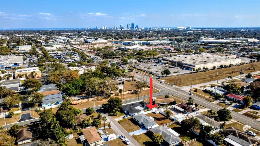 Photo of 3532 23rd Avenue N, St Petersburg, FL 33713 (MLS # TB8469176)