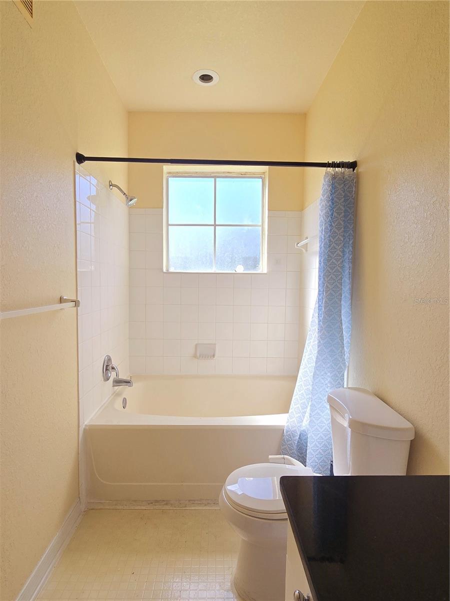 THE ENCLAVE AT RICHMOND PLACE - Residential Lease