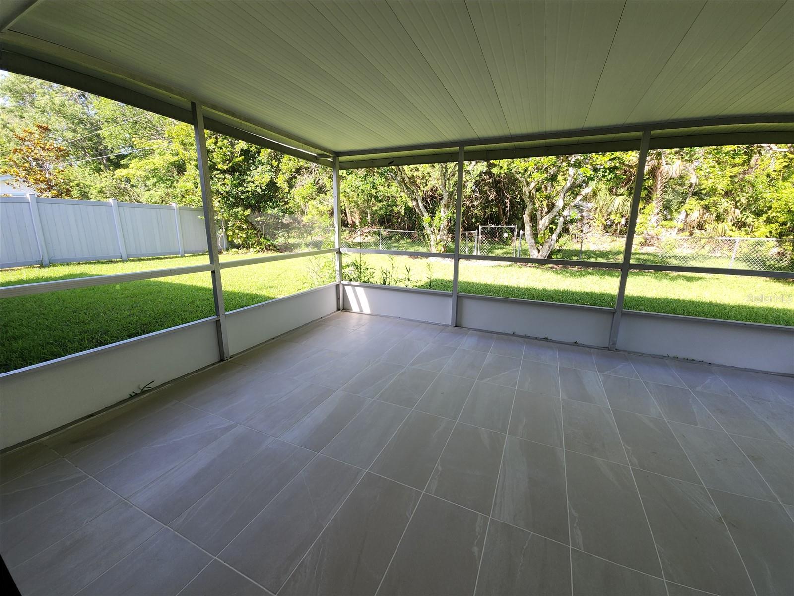 GOLFVIEW SEC 04 - Residential