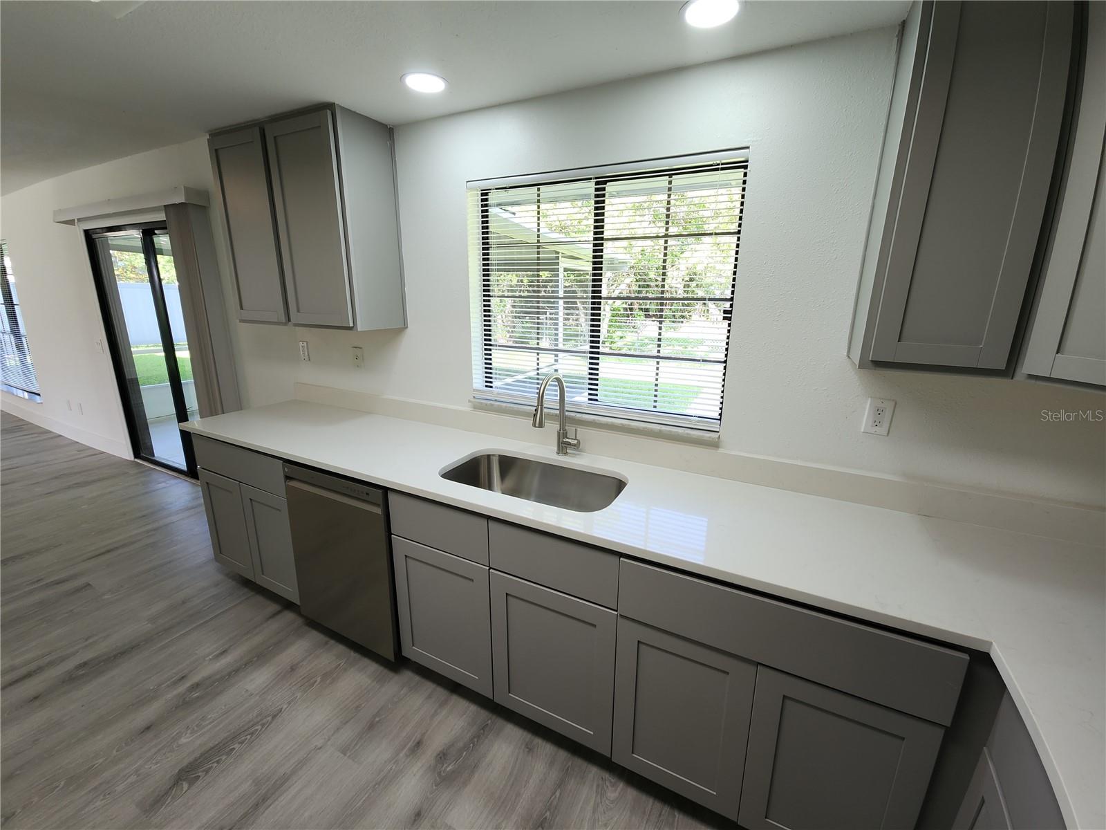 GOLFVIEW SEC 04 - Residential