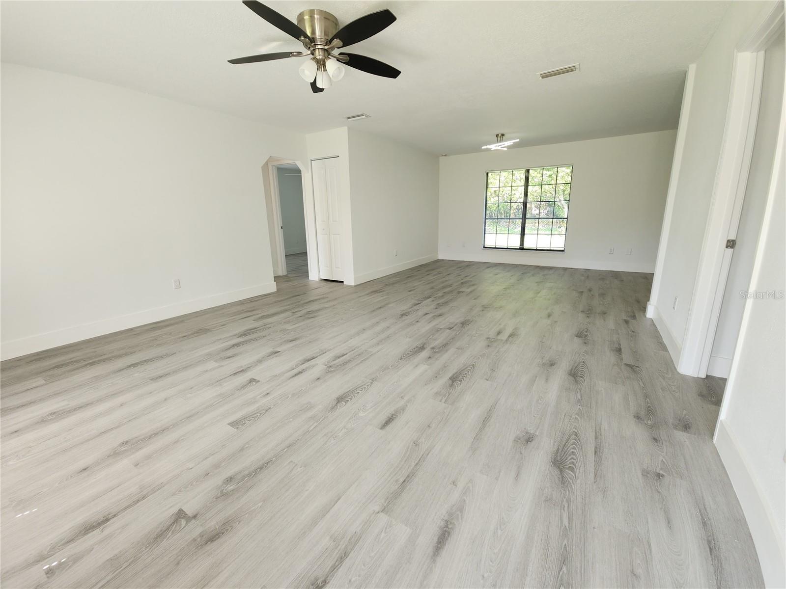 GOLFVIEW SEC 04 - Residential