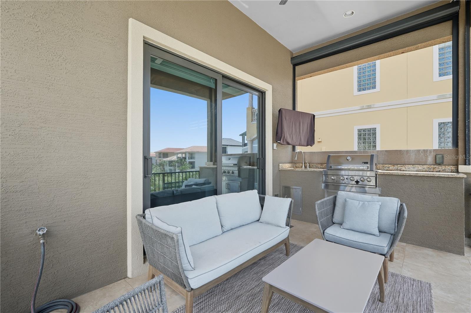 NORTHSHORE 4 - Residential