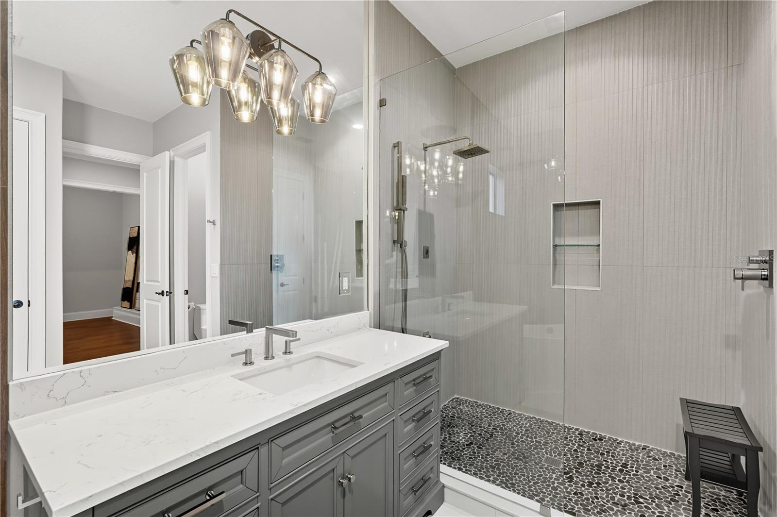 NORTHSHORE 4 - Residential