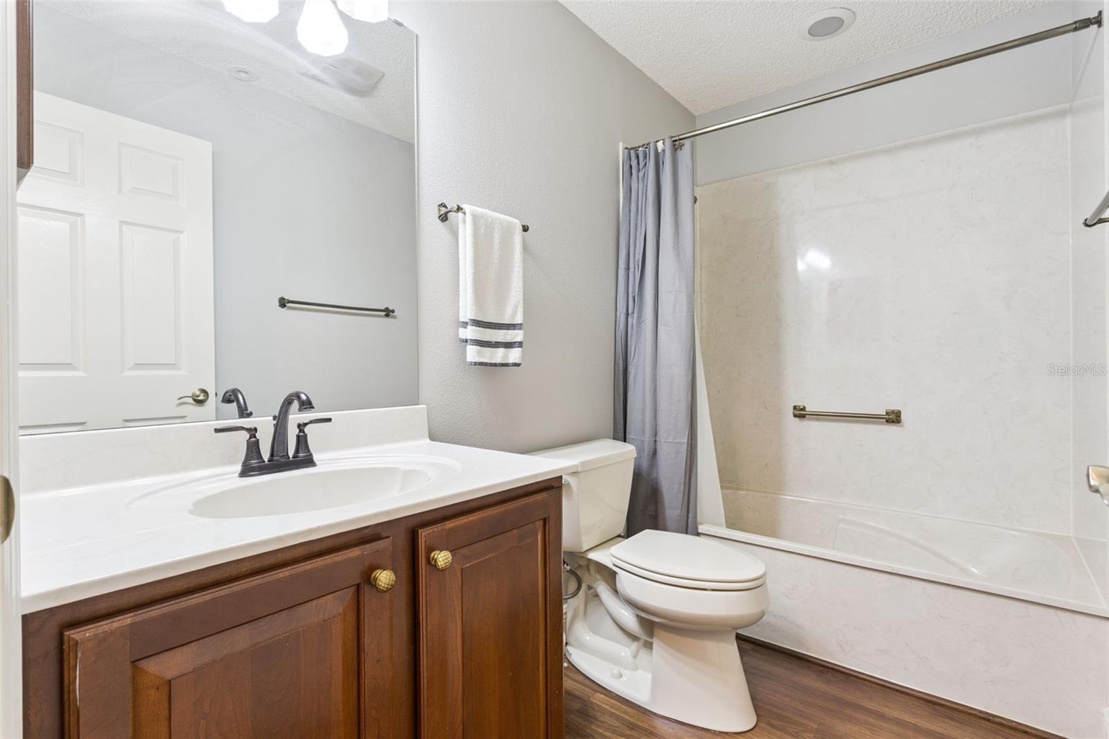 LADY LAKE VILLAS OF SPANISH SPGS CONDO U - Residential