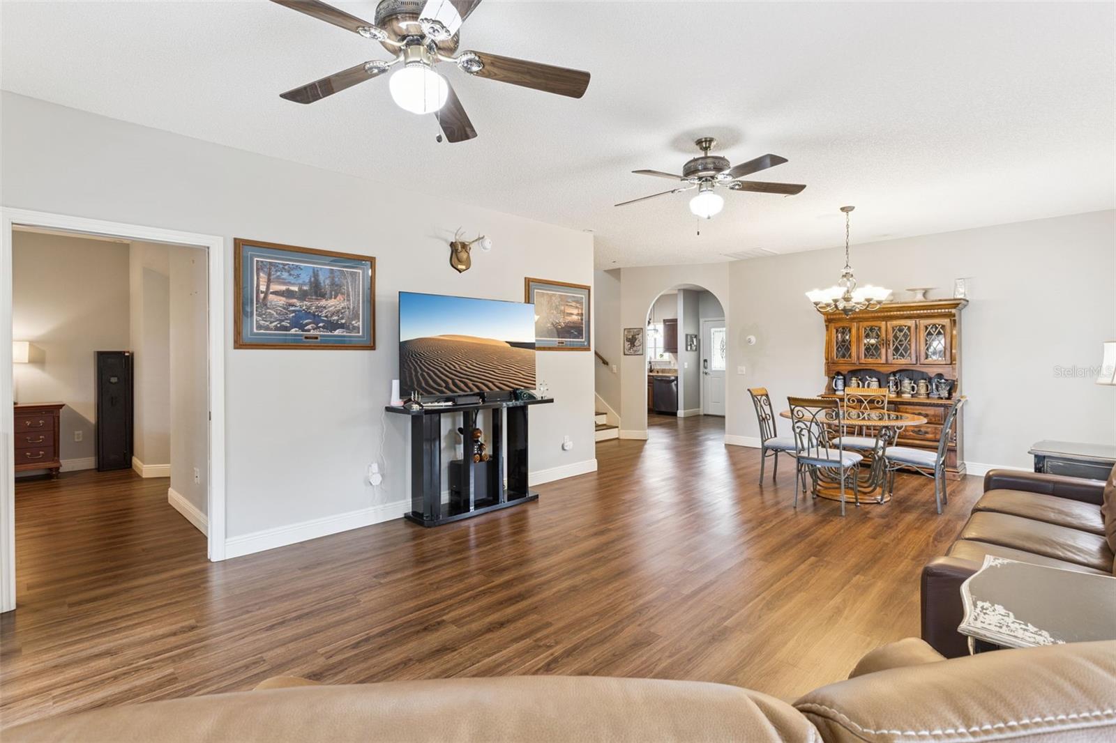 LADY LAKE VILLAS OF SPANISH SPGS CONDO U - Residential
