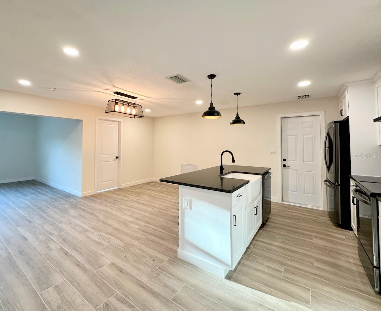 4700 CHANCELLOR STREET NE