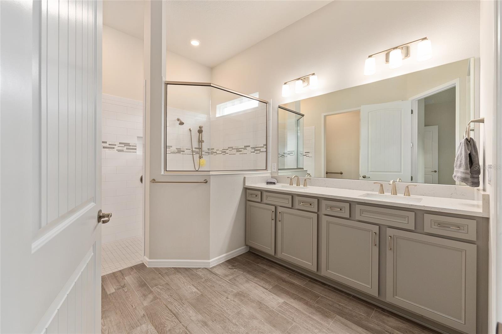 STONE CRK BY DEL WEBB WELLINGT - Residential