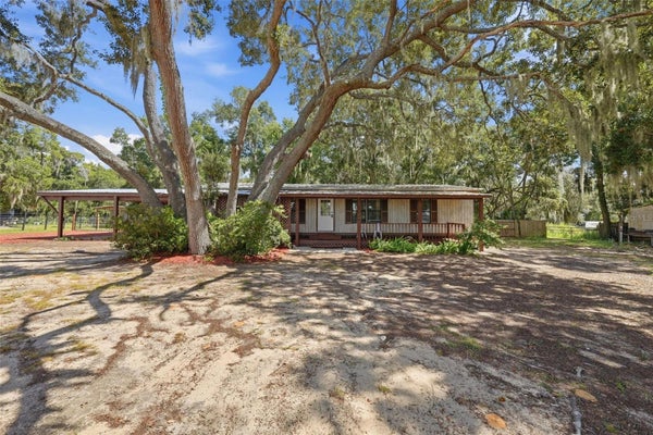 35544 SHELLEY DR, LEESBURG, FL 34788 - Image 2e5d7d25207ef3c5e4c1918fb35323d9/4064219973