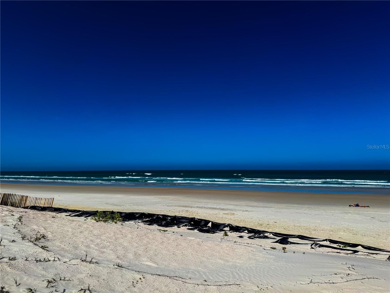 LIGHTHOUSE SHORES TWNHMS CONDO - Residential