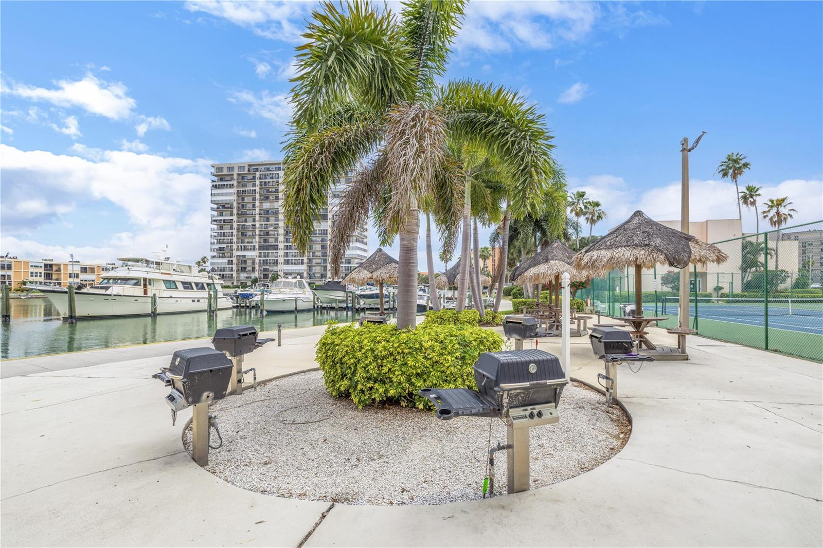 7700 SUN ISLAND DRIVE S 401
