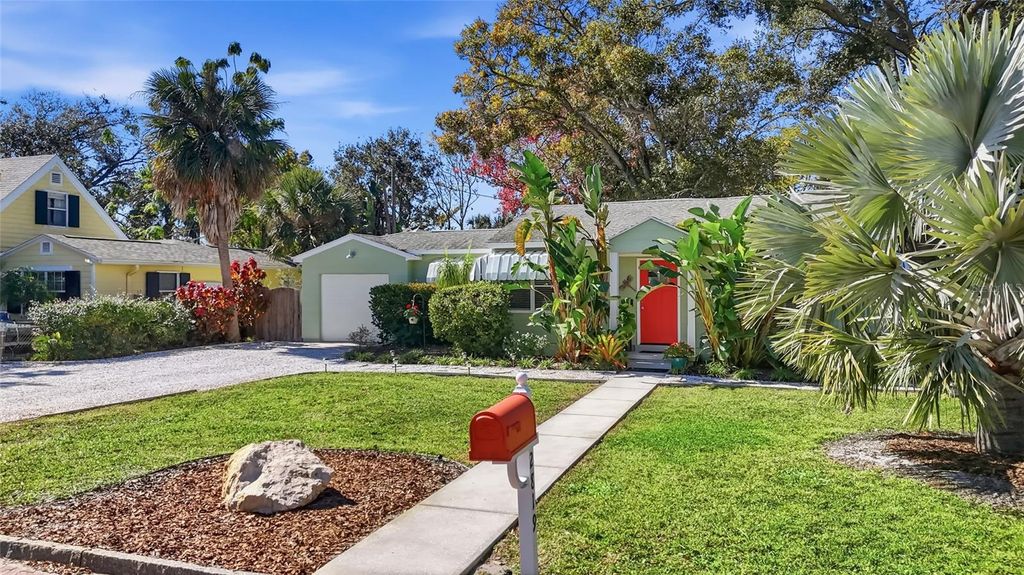 Photo of 2819 53rd Street S, Gulfport, FL 33707 (MLS # TB8466314)