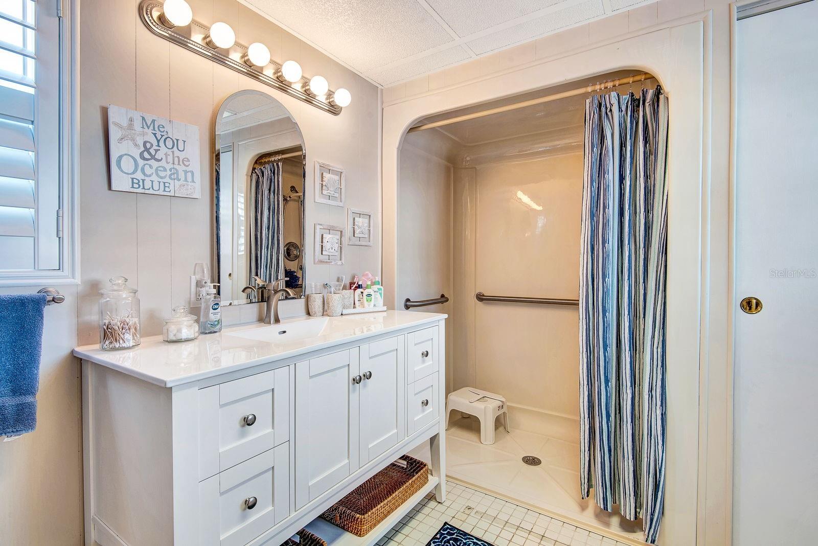 PARADISE BAY ESTATES CO-OP - Residential