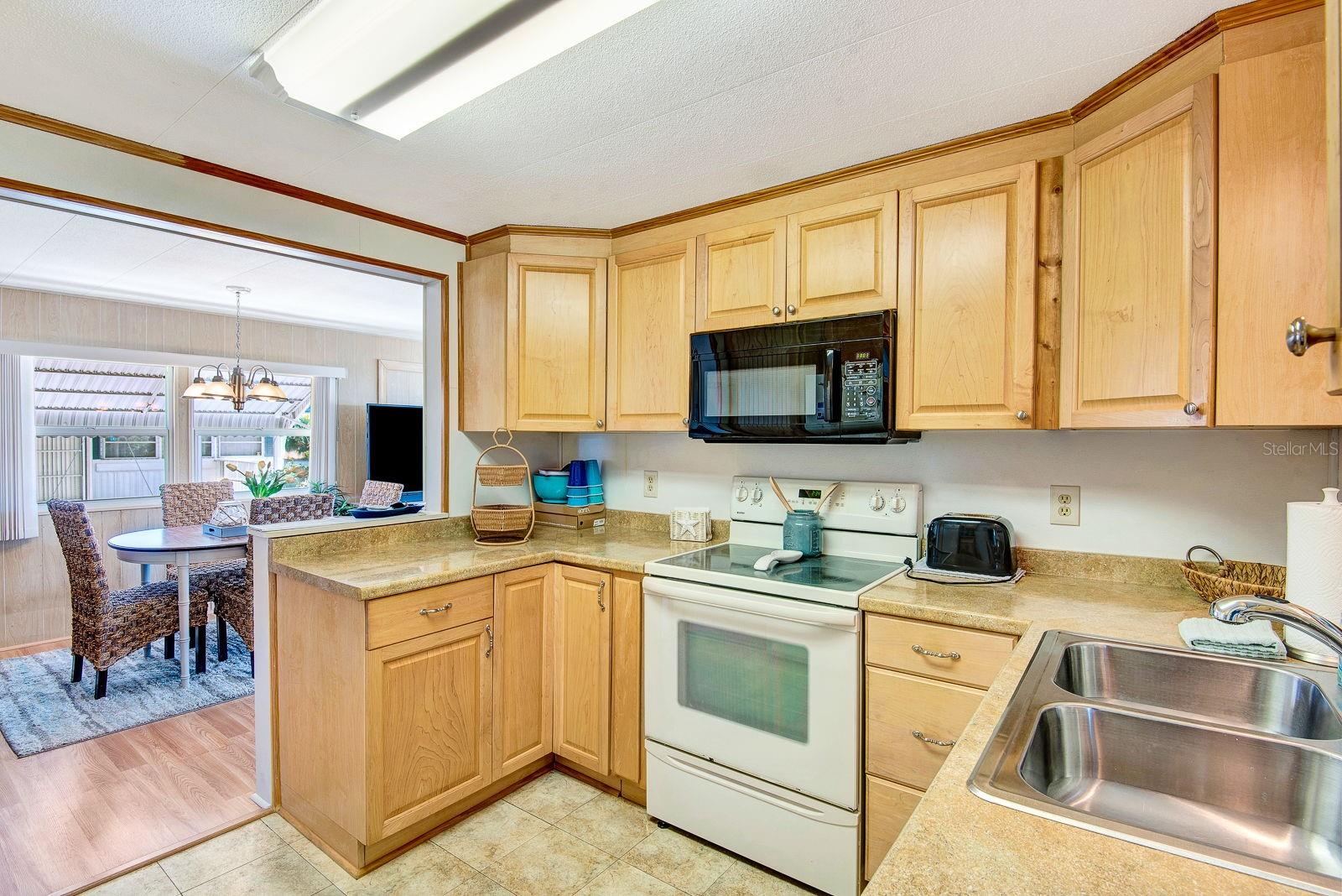 PARADISE BAY ESTATES CO-OP - Residential