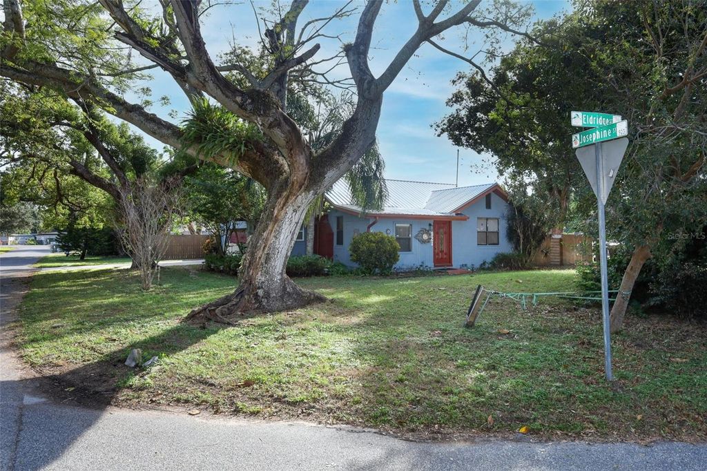 Photo of 921 Eldridge Street, Orlando, FL 32803 (MLS # O6366278)