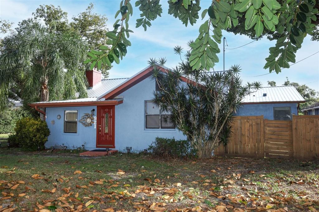 Photo of 921 Eldridge Street, Orlando, FL 32803 (MLS # O6366278)