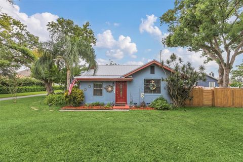 Photo of 921 Eldridge Street, Orlando, FL 32803 (MLS # O6366278)