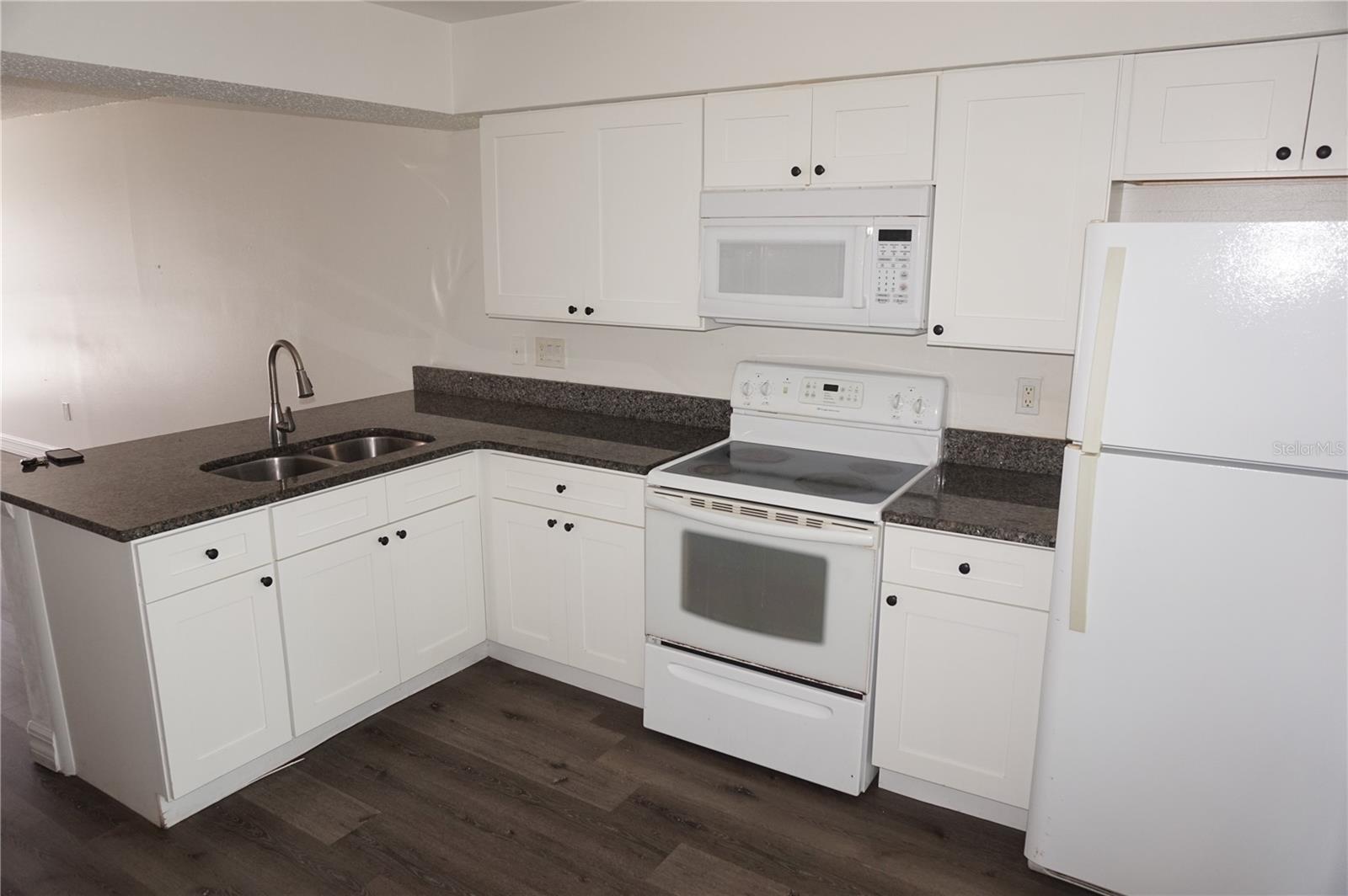 1905 CARALEE BOULEVARD 2