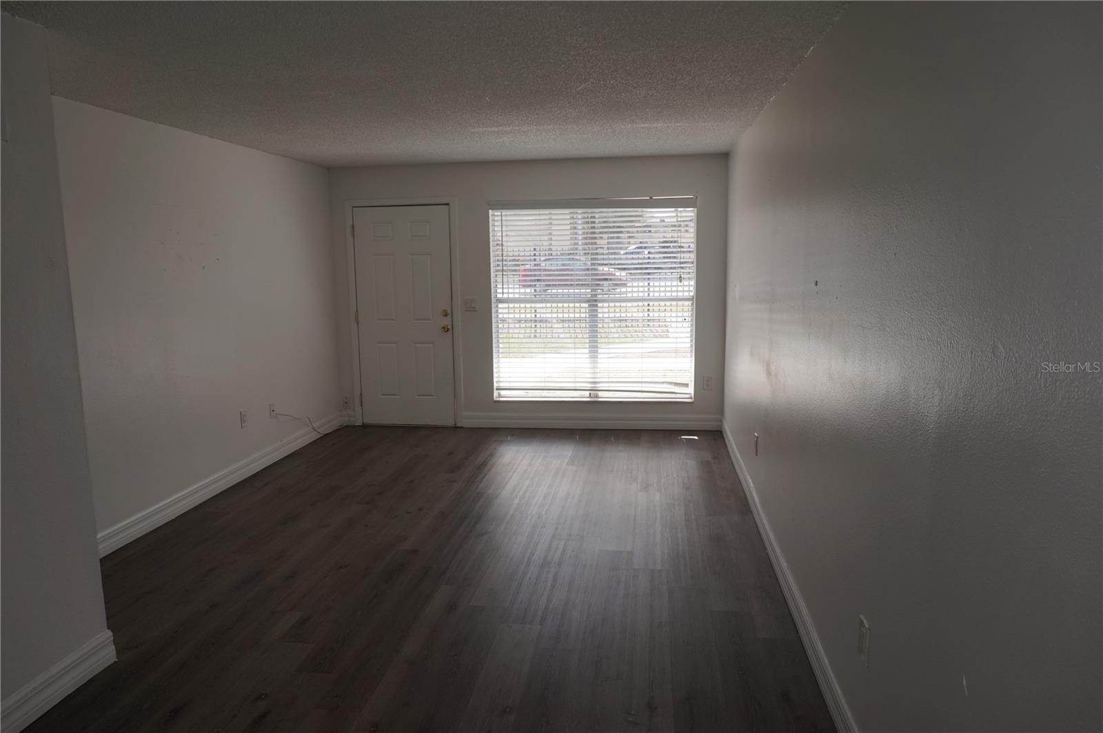 1905 CARALEE BOULEVARD 2