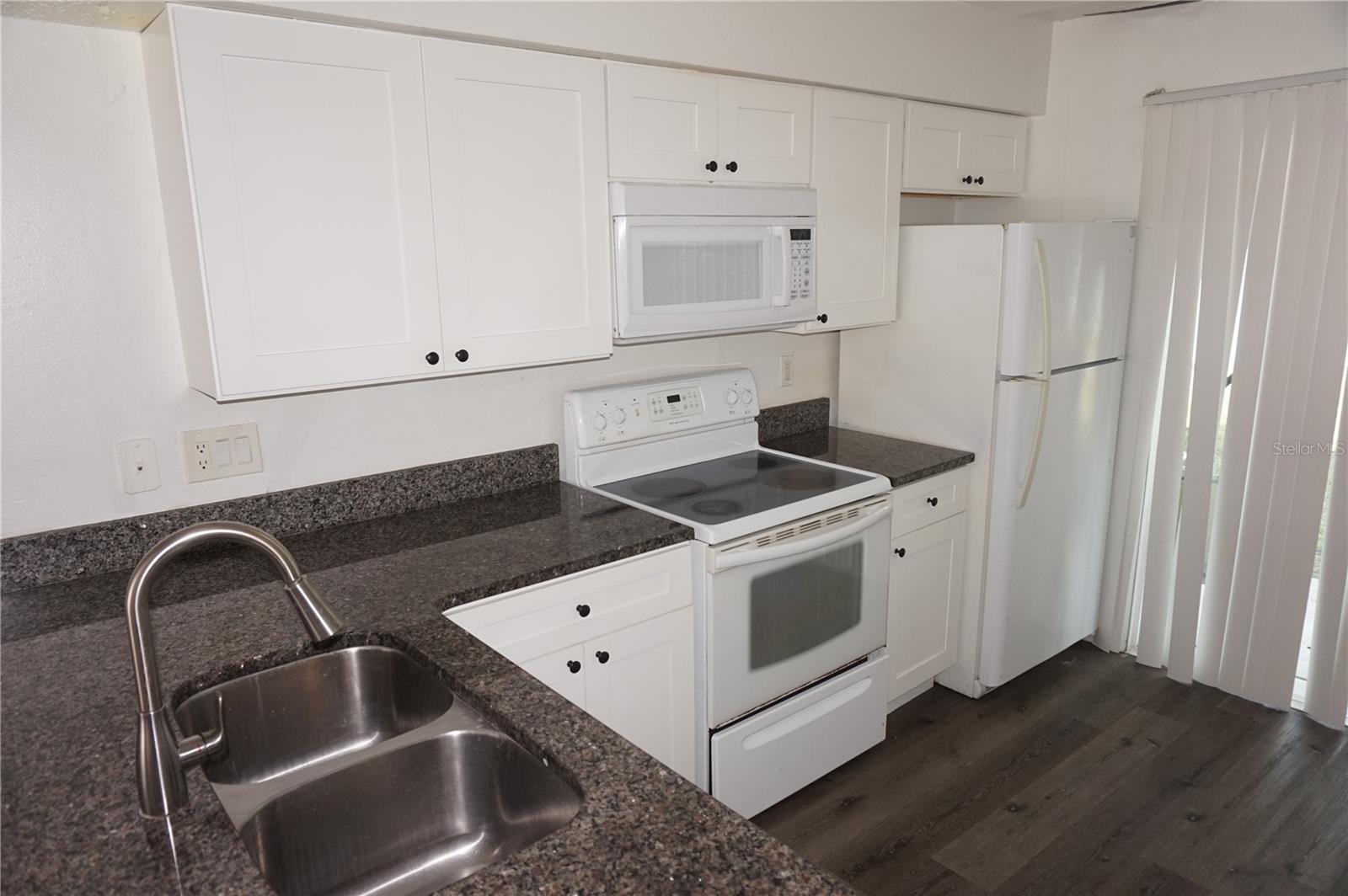 1905 CARALEE BOULEVARD 2