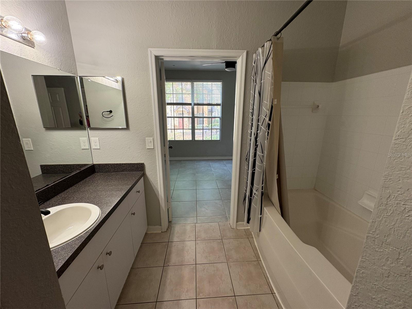 AZUR/METROWEST - Residential Lease