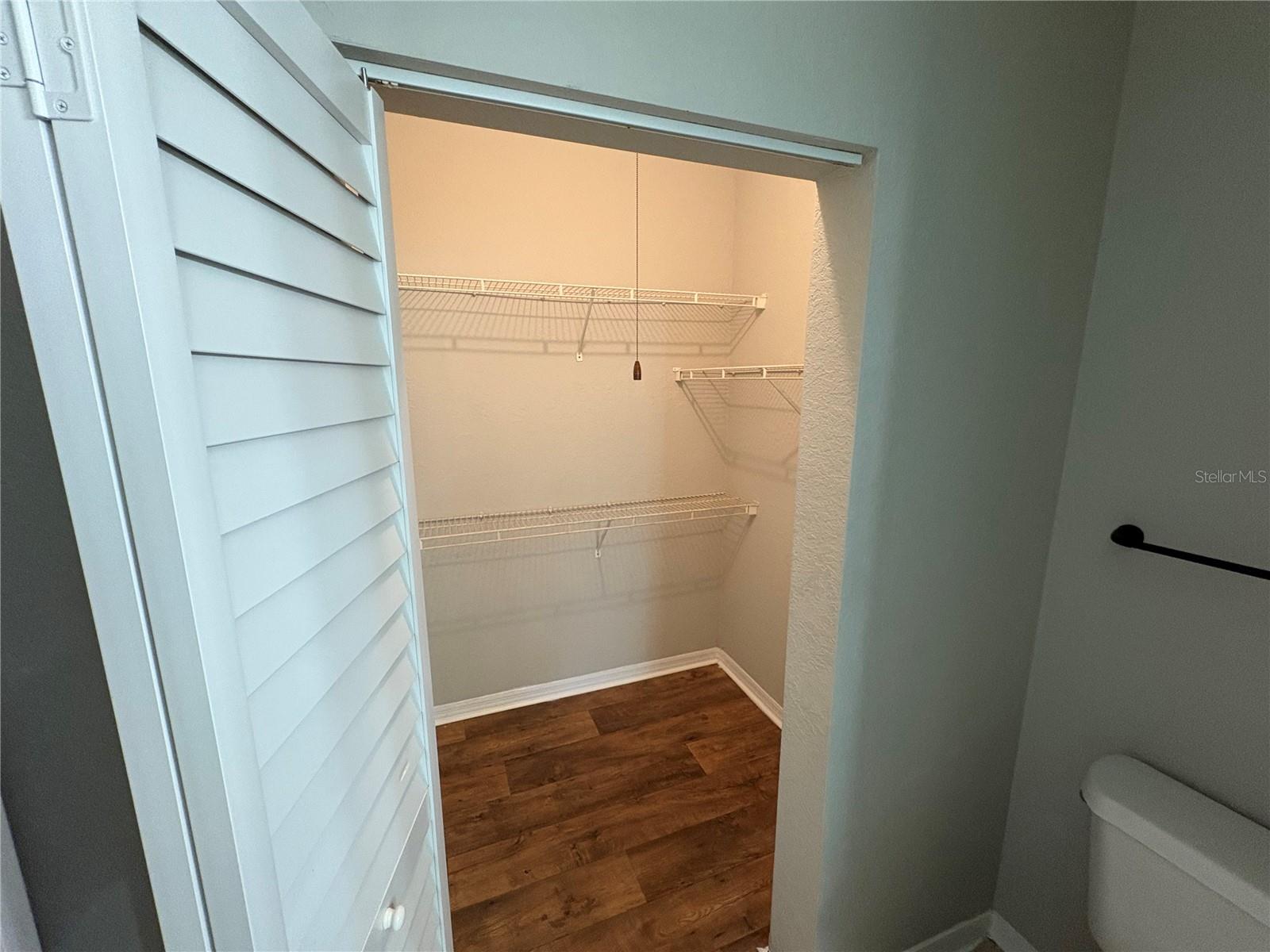 AZUR/METROWEST - Residential Lease