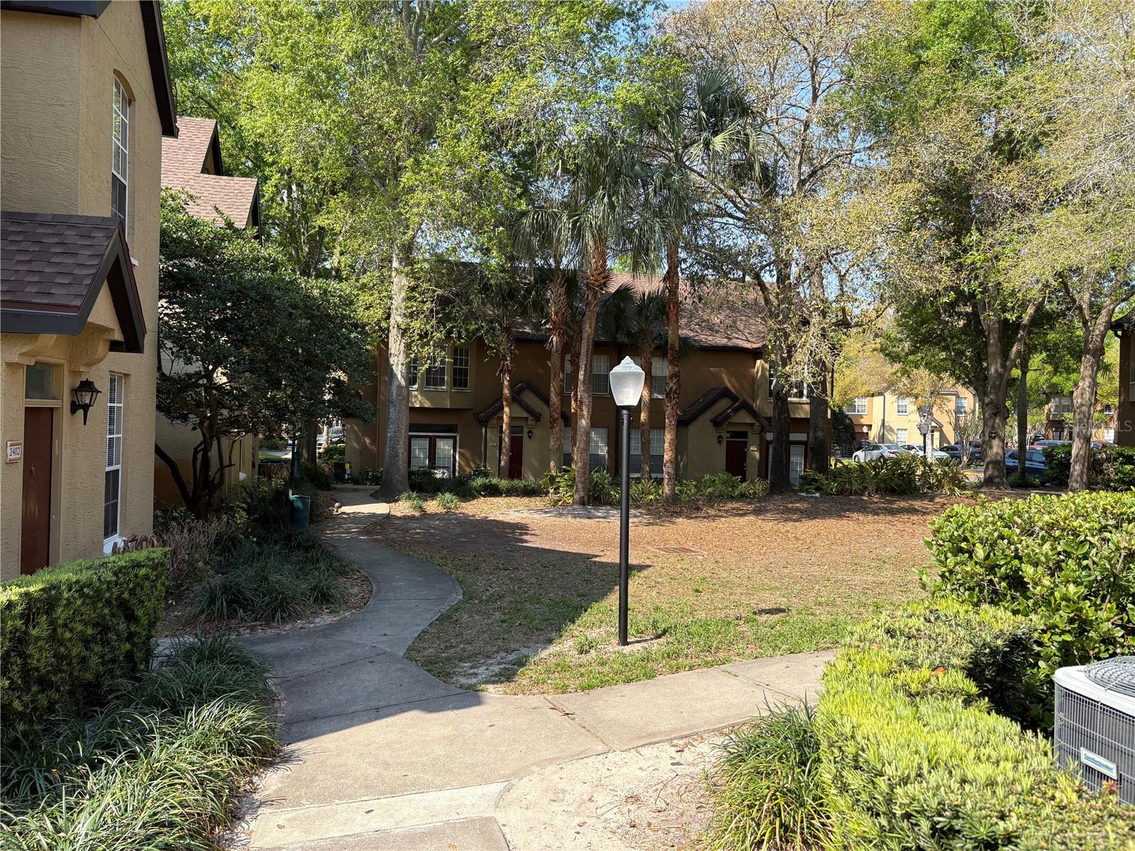 AZUR/METROWEST - Residential Lease