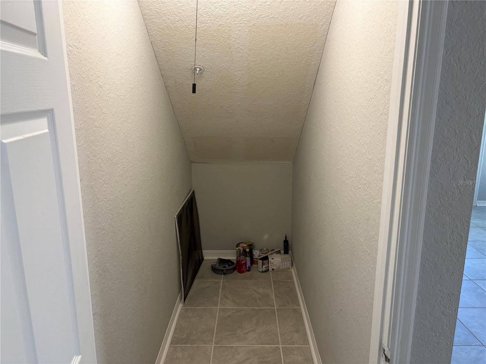 AZUR/METROWEST - Residential Lease