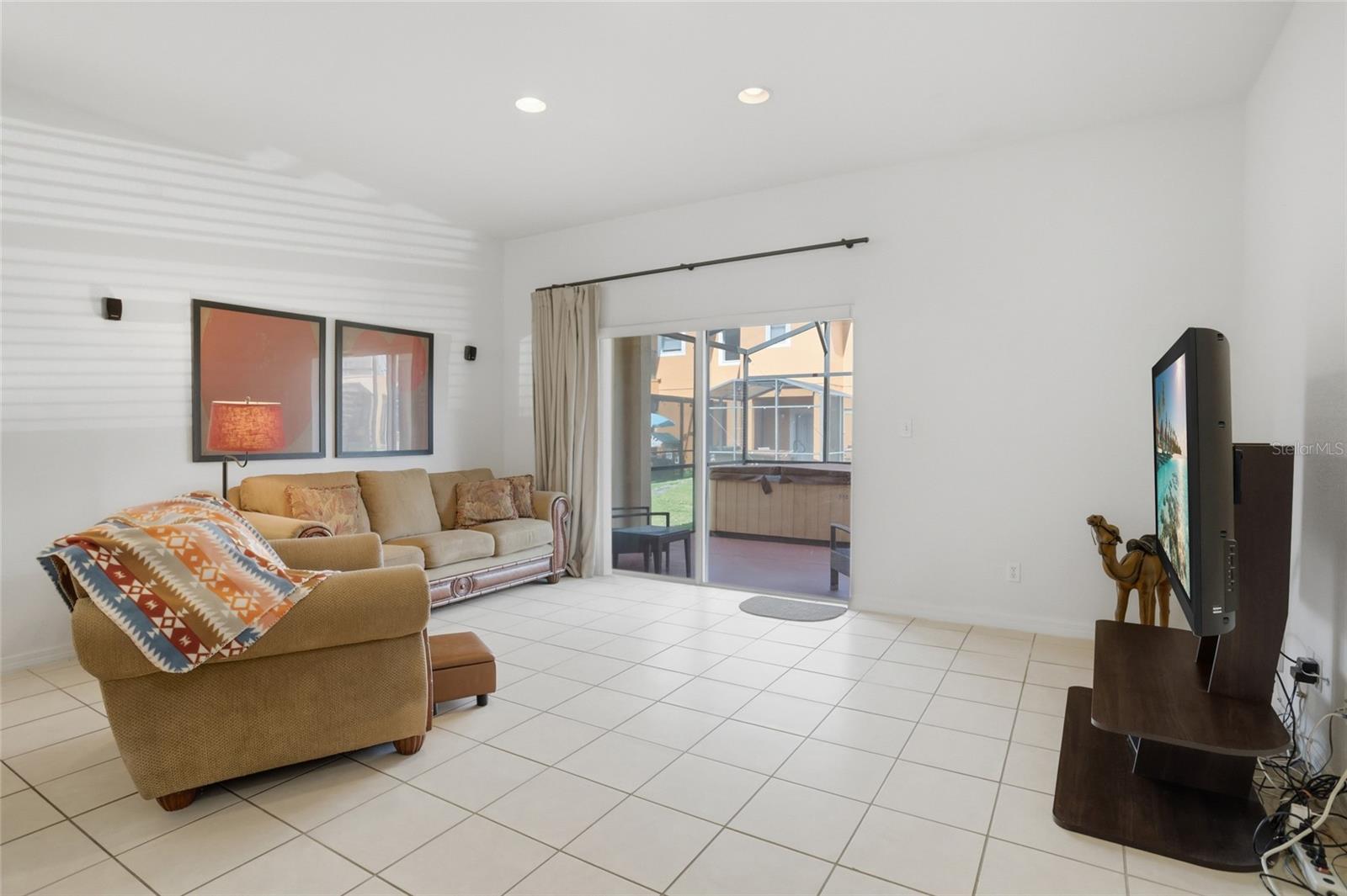 REGAL OAKS AT OLD TOWN - Residential