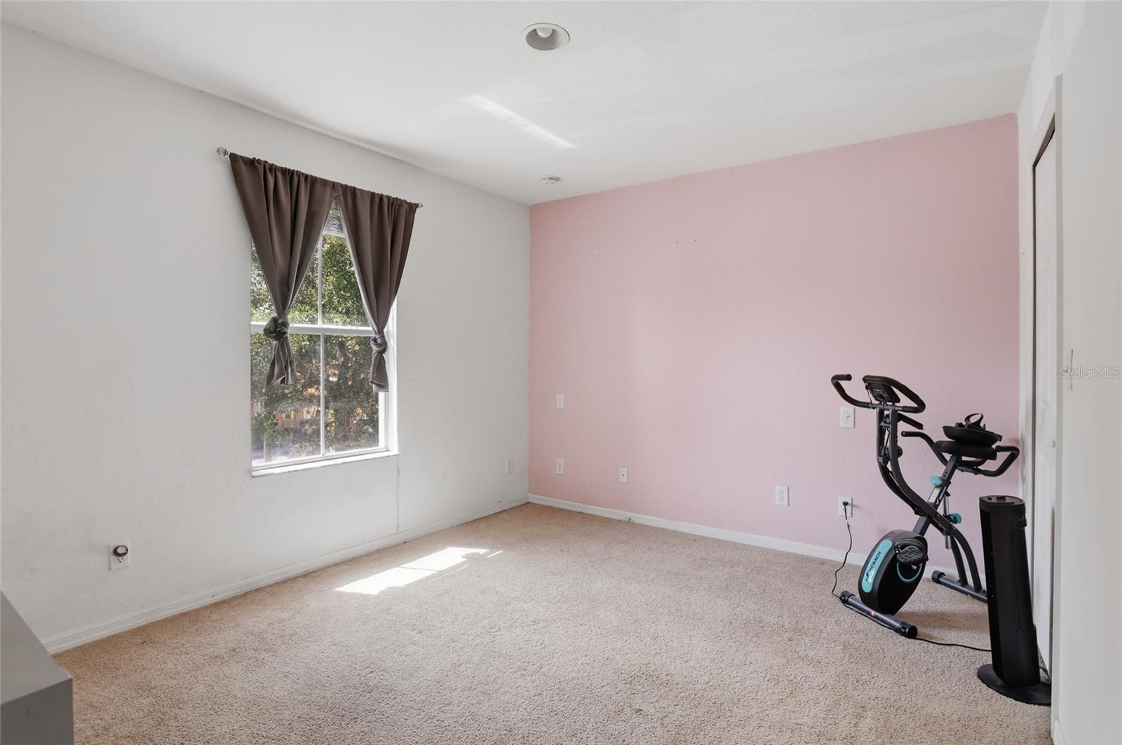 REGAL OAKS AT OLD TOWN - Residential