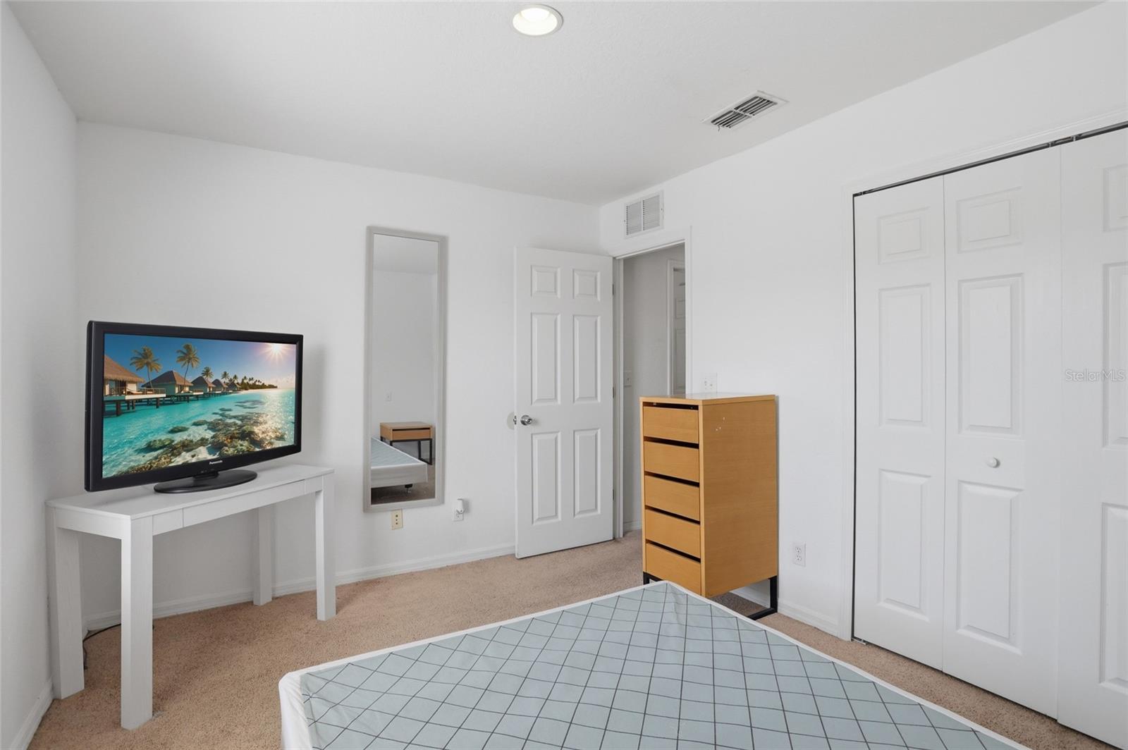 REGAL OAKS AT OLD TOWN - Residential