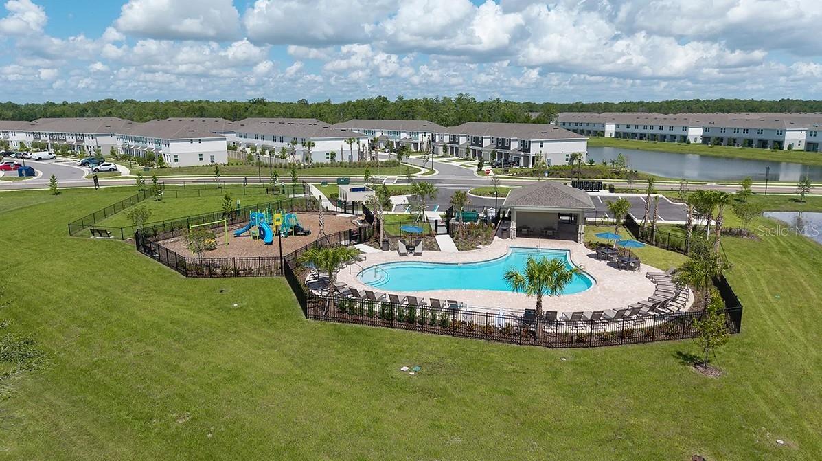 TOWNS AT FIRETHORN - Residential