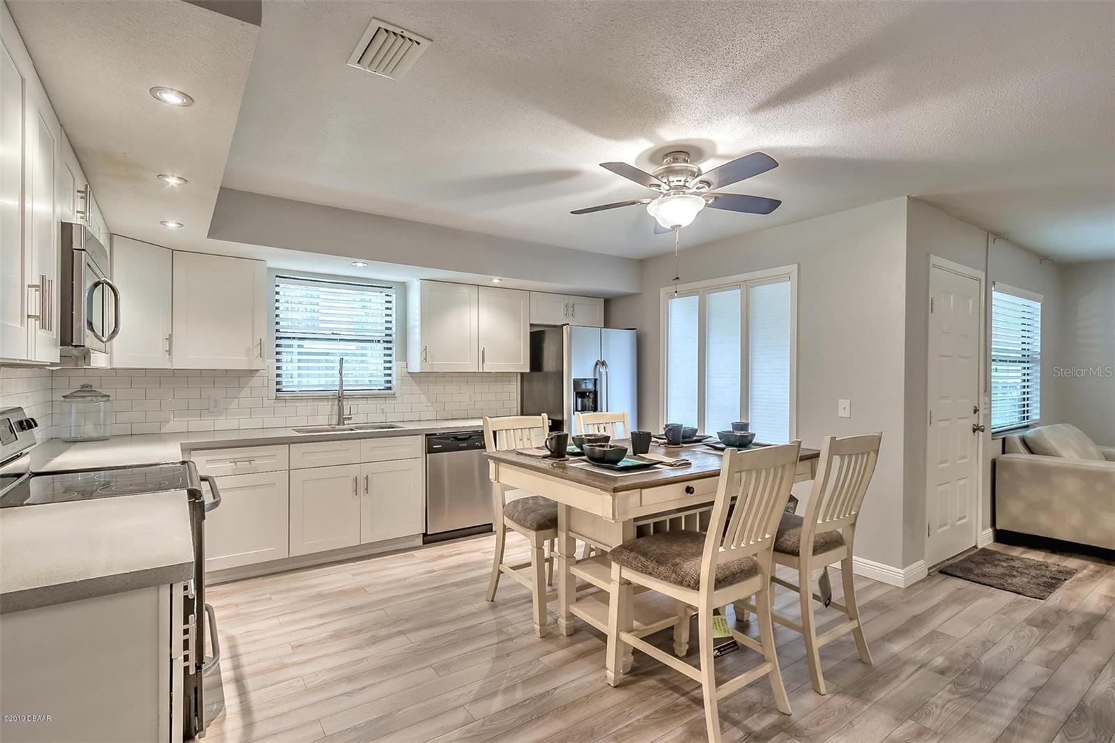 SOUTH OAK TWNHS - Residential