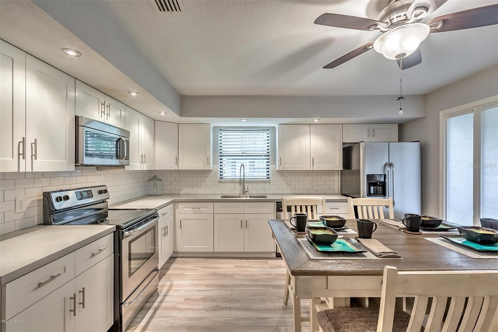 SOUTH OAK TWNHS - Residential