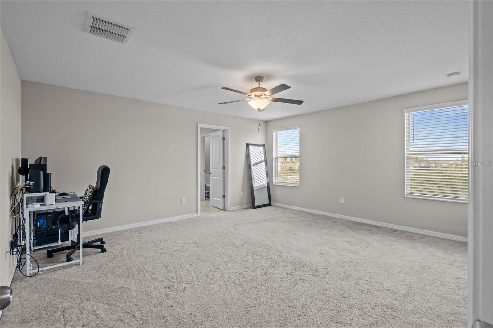 SOUTH FORK TR V PH 1 - Residential