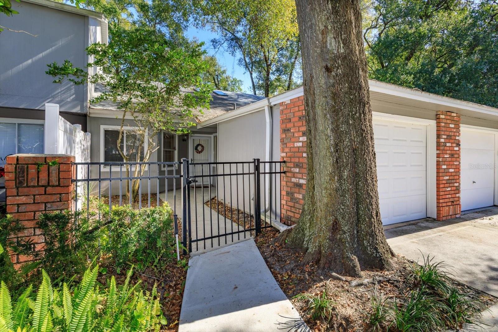 645 LAUREL OAK LANE 113