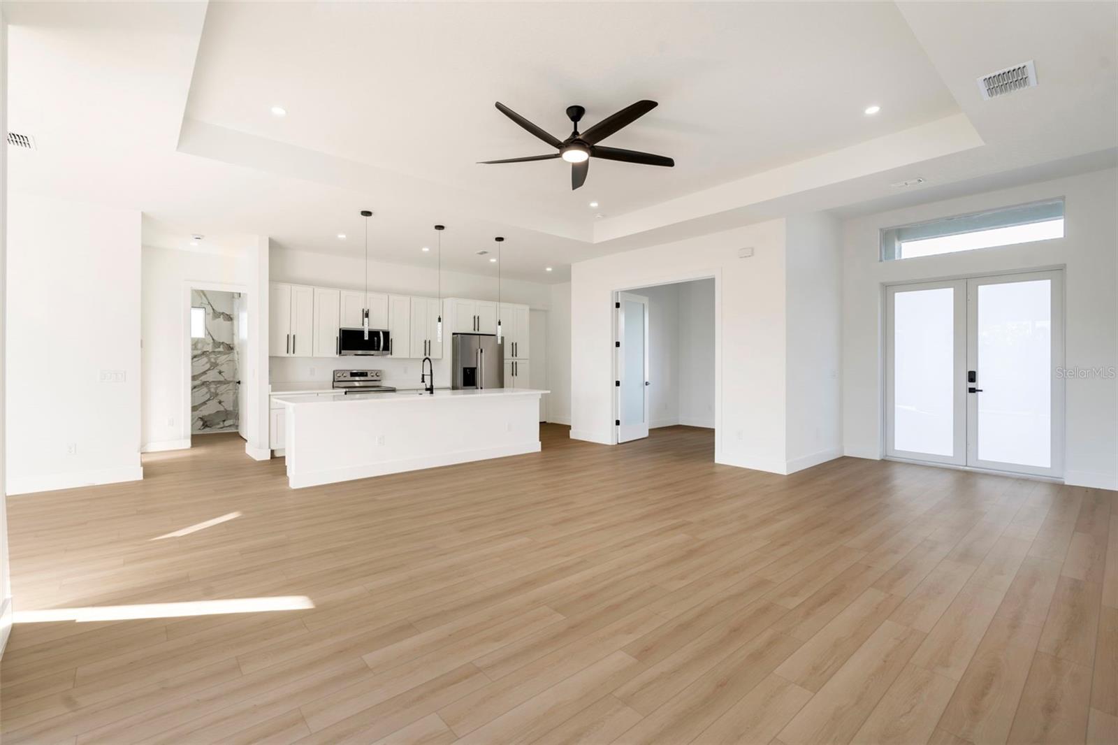 ROTONDA SANDS - Residential