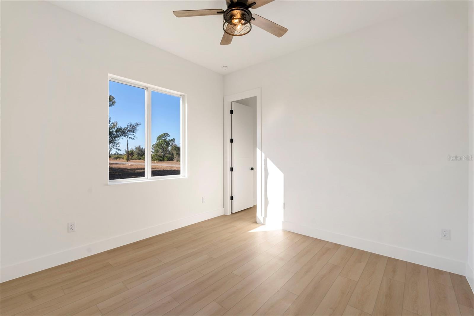 ROTONDA SANDS - Residential