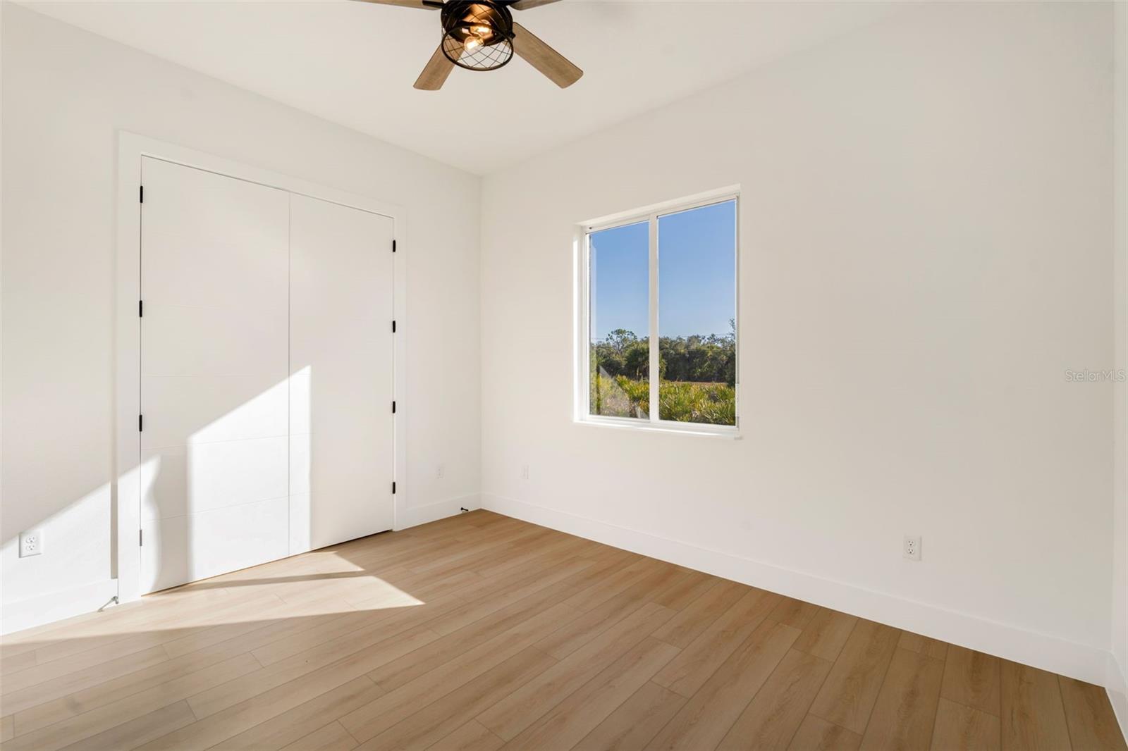 ROTONDA SANDS - Residential