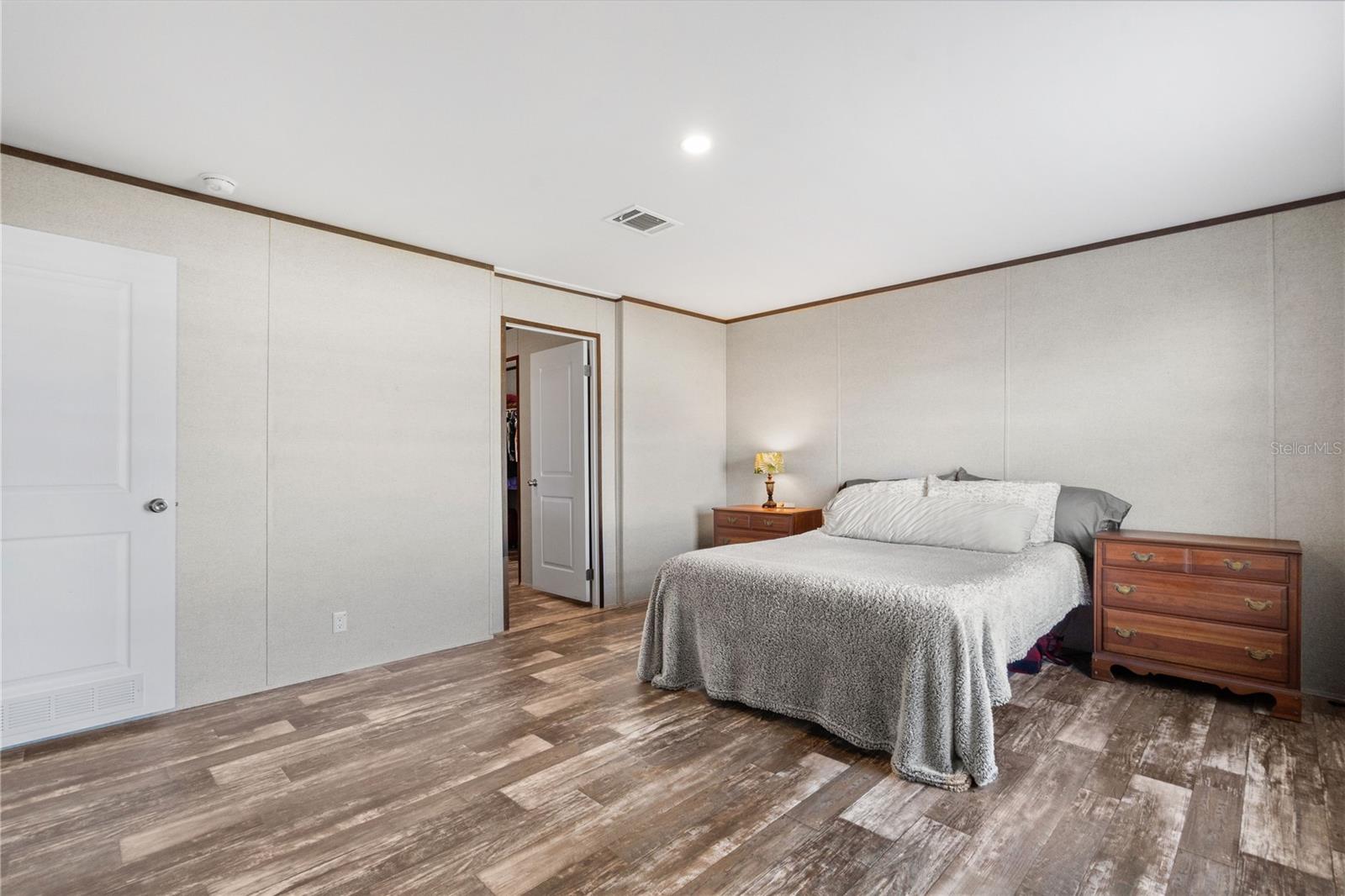 HARBOR COVE - Residential