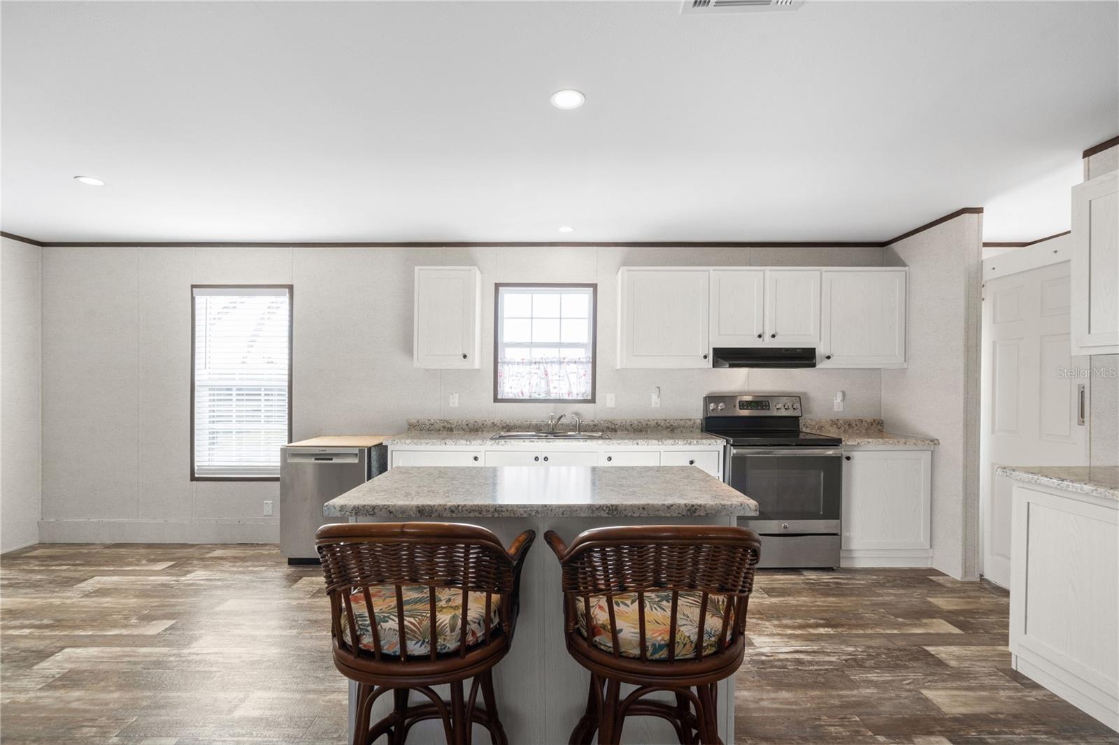 HARBOR COVE - Residential