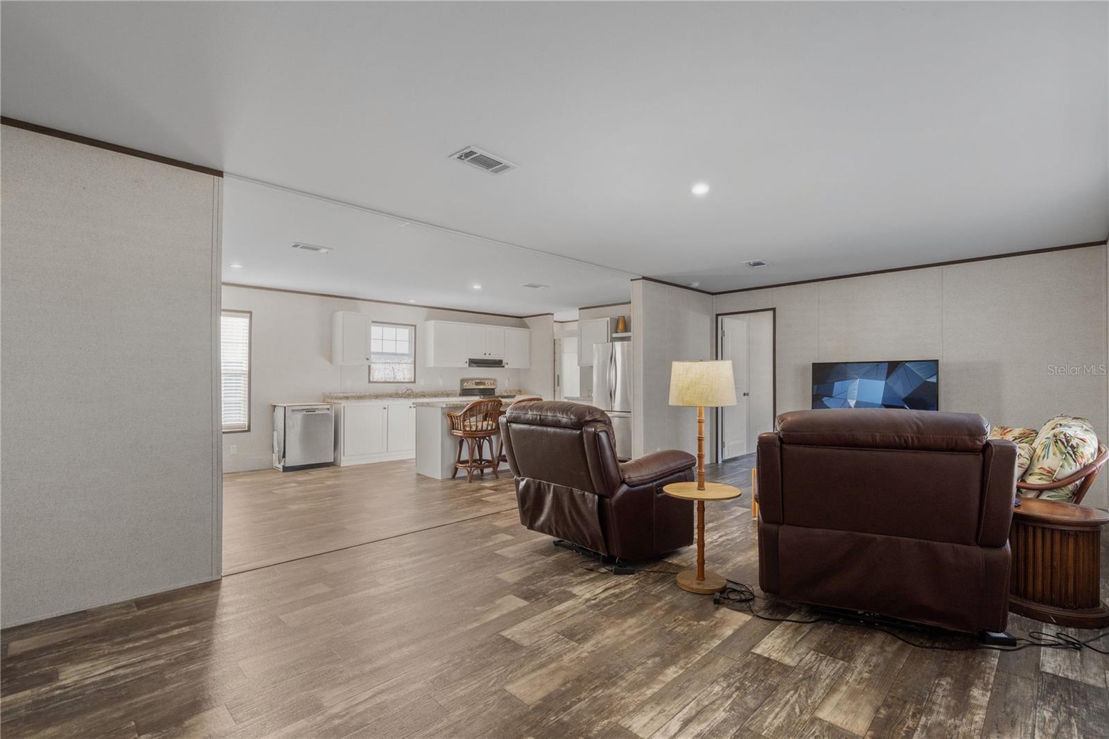 HARBOR COVE - Residential