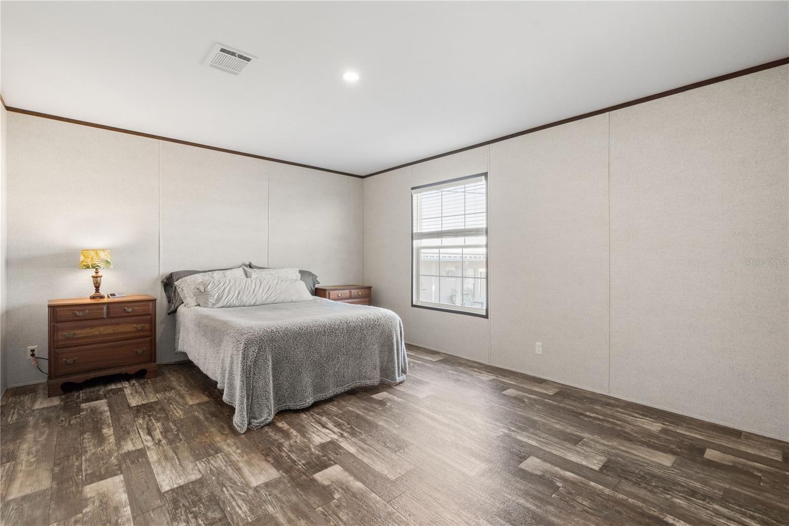 HARBOR COVE - Residential