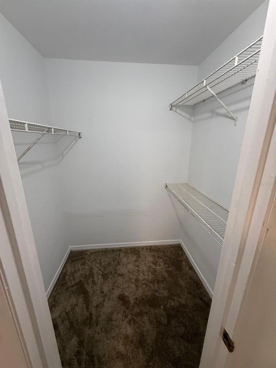 TRADEWINDS A METROWEST CONDOMINIUM 8476/0544 UNIT - Residential Lease