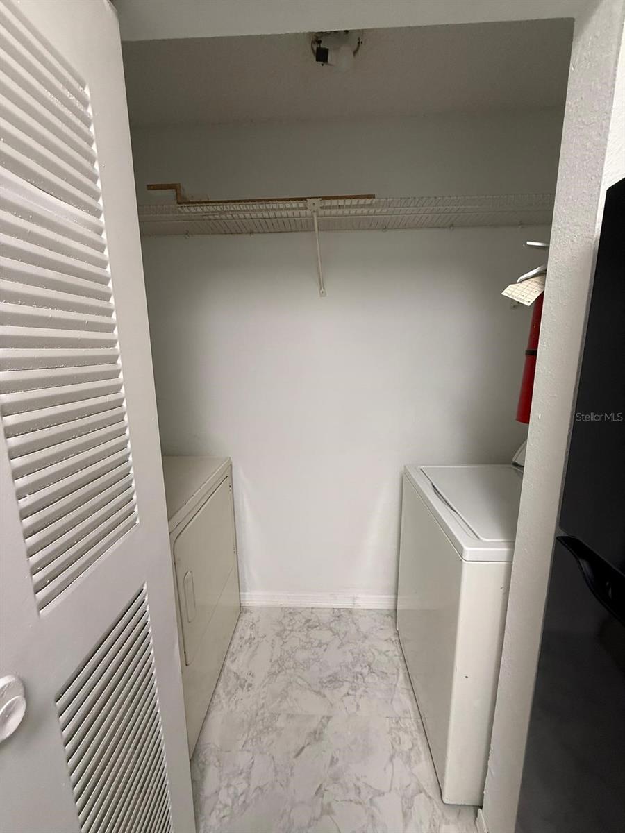 TRADEWINDS A METROWEST CONDOMINIUM 8476/0544 UNIT - Residential Lease